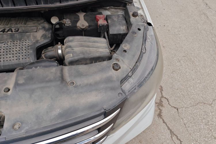 Used FORTHING Joyear X5 2013 1.6L Manual Luxury Model China IV Standard Engine Bay Left
