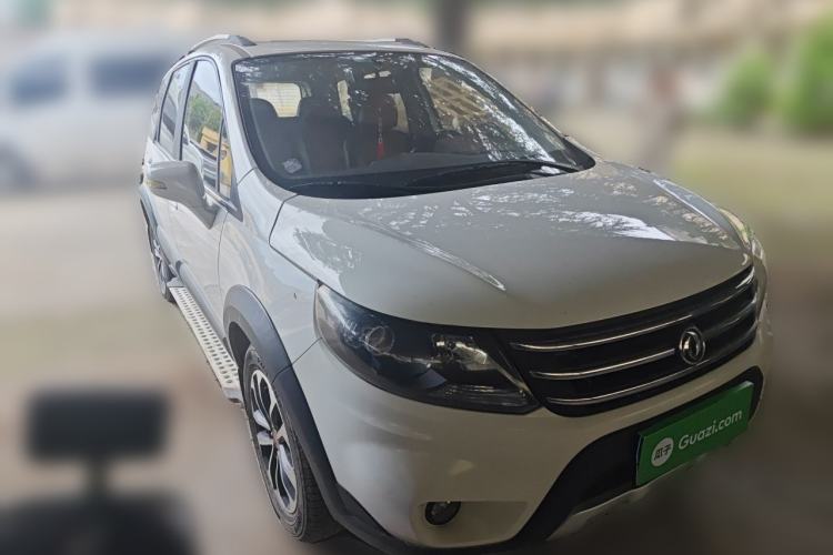 Used FORTHING Joyear X5 2013 1.8T Manual Luxury Model Front Right 45 Deg