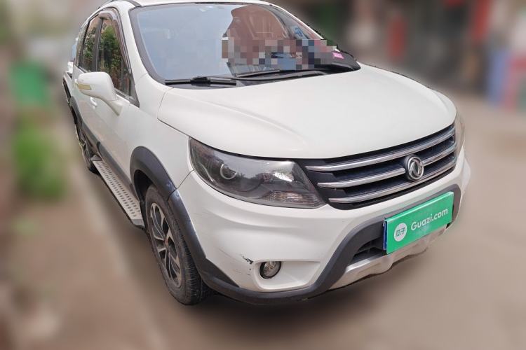 Used FORTHING Joyear X5 2013 1.6L Manual Luxury Model China IV Standard Front Right 45 Deg