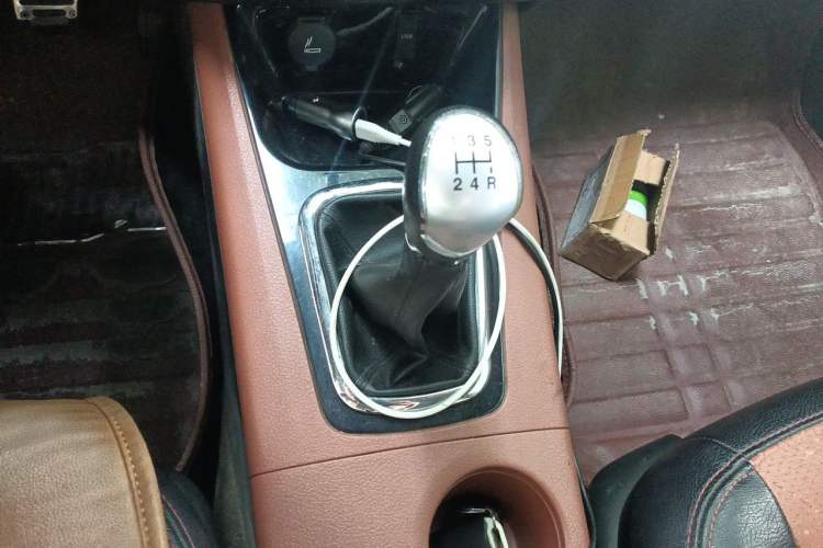 Used FORTHING Joyear X5 2013 1.8T Manual Luxury Model Gear Lever