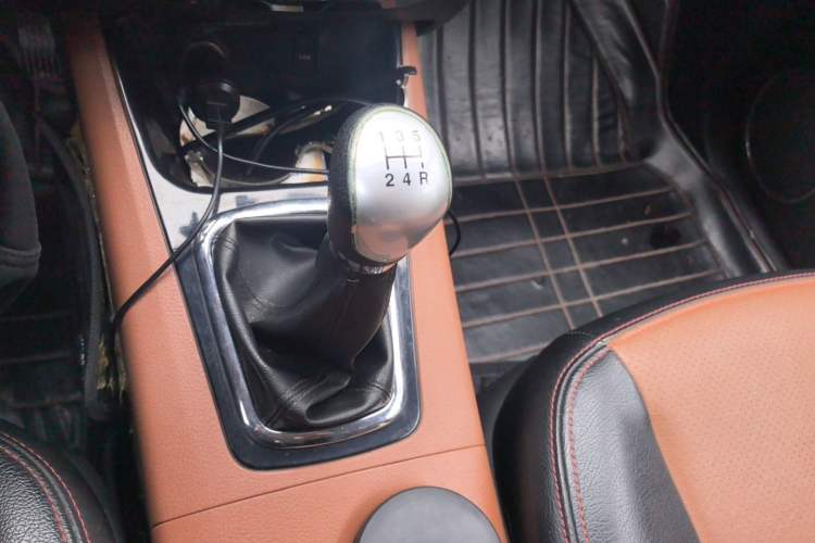 Used FORTHING Joyear X5 2013 1.8T Manual Luxury Model Gear Lever