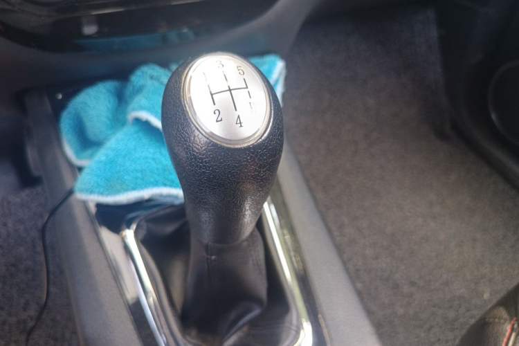 Used FORTHING Joyear X5 2013 1.6L Manual Luxury Model China IV Standard Gear Lever