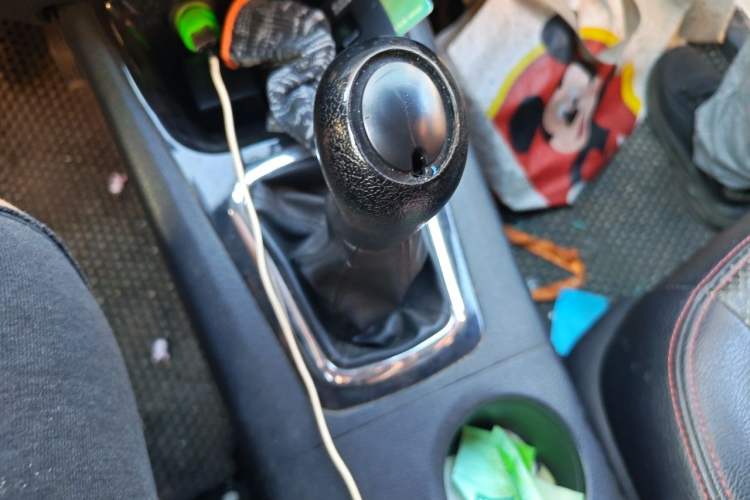 Used FORTHING Joyear X5 2013 1.6L Manual Luxury Model China V Standard Gear Lever