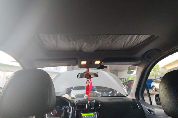 Used FORTHING Joyear X5 2013 1.6L Manual Luxury Model Headliner