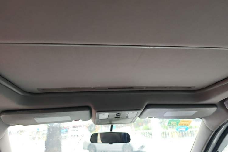 Used FORTHING Joyear X5 2013 1.6L Manual Luxury Model China IV Standard Headliner