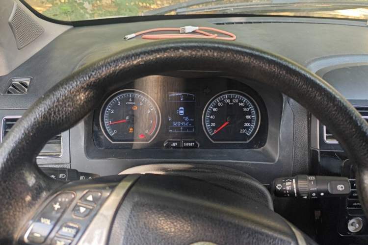 Used FORTHING Joyear X5 2013 1.6L Manual Luxury Model China IV Standard Instrument Cluster