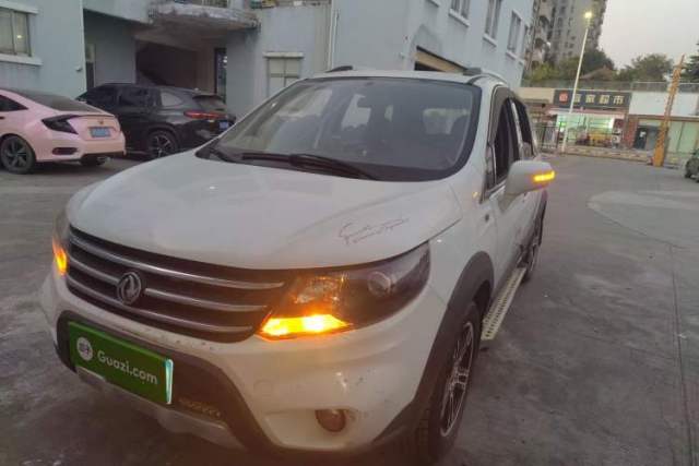FORTHING Joyear X5 2013 1.6L Manual Luxury Model China IV Standard مستعملة