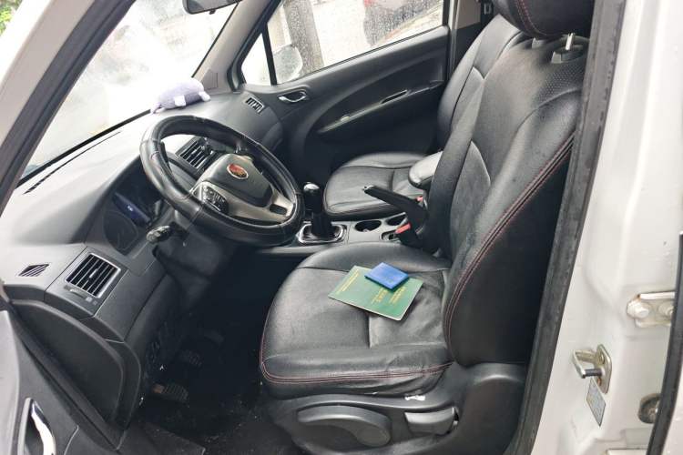 Used FORTHING Joyear X5 2013 1.6L Manual Luxury Model China IV Standard Left Front Seat