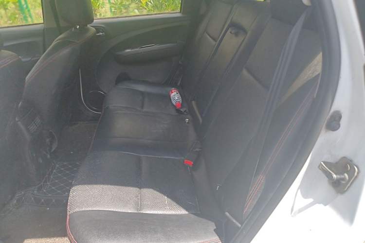 Used FORTHING Joyear X5 2013 1.6L Manual Luxury Model China V Standard Left Rear Seat