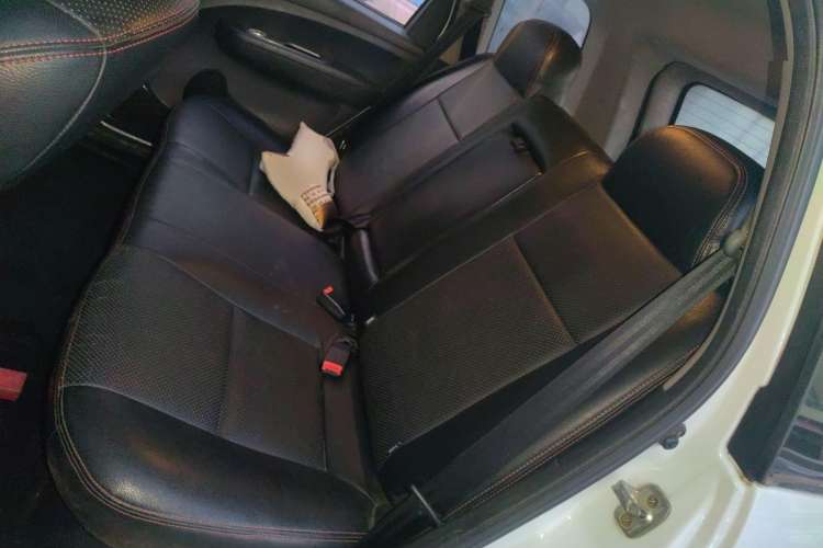 Used FORTHING Joyear X5 2013 1.6L Manual Luxury Model China IV Standard Left Rear Seat