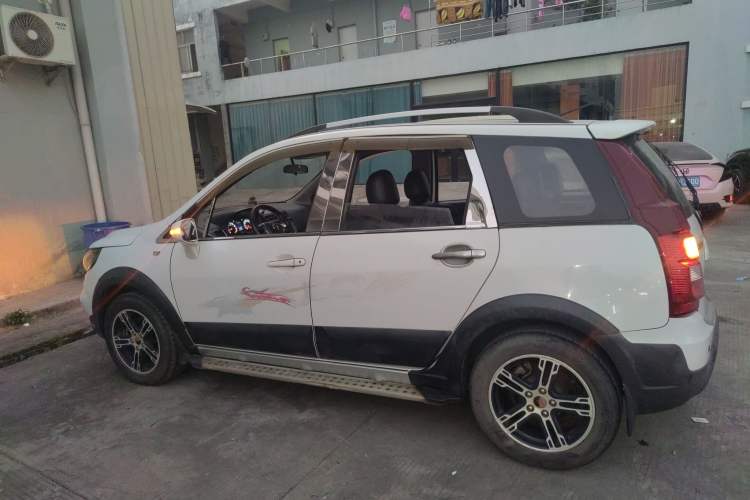Used FORTHING Joyear X5 2013 1.6L Manual Luxury Model China IV Standard Left Side