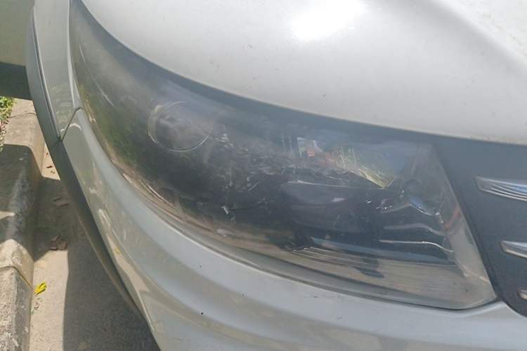 Used FORTHING Joyear X5 2013 1.6L Manual Luxury Model China V Standard Right Front Headlight