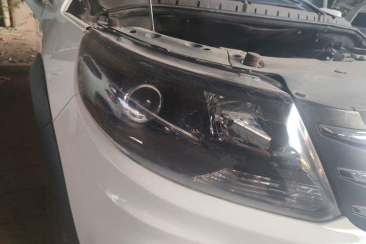 Used FORTHING Joyear X5 2013 1.6L Manual Luxury Model Right Front Headlight