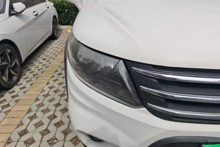 Used FORTHING Joyear X5 2013 1.6L Manual Luxury Model China IV Standard Right Front Headlight