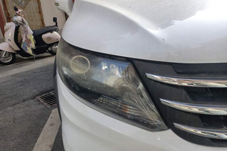 Used FORTHING Joyear X5 2013 1.6L Manual Luxury Model China IV Standard Right Front Headlight