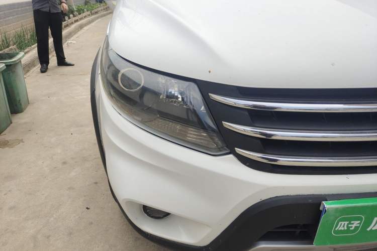 Used FORTHING Joyear X5 2013 1.6L Manual Luxury Model China IV Standard Right Front Headlight
