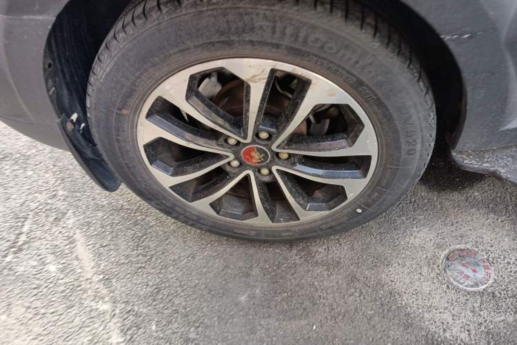 Used FORTHING Joyear X5 2013 1.6L Manual Luxury Model China IV Standard Right Front Wheel Hub