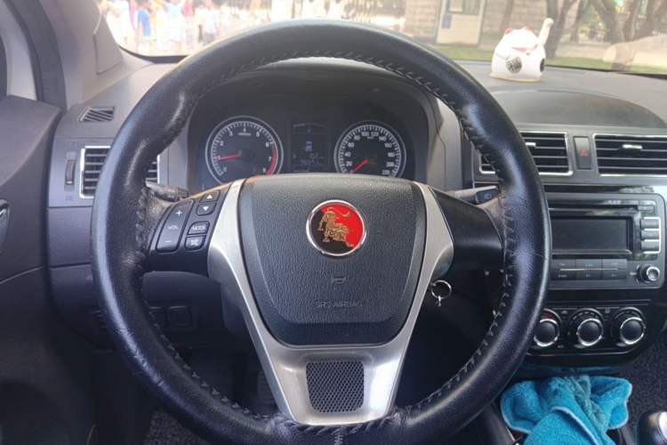 Used FORTHING Joyear X5 2013 1.6L Manual Luxury Model China IV Standard Steering Wheel