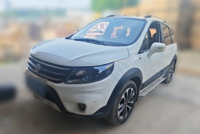 Used FORTHING Joyear X5 2013 1.6L Manual Luxury Model China IV Standard