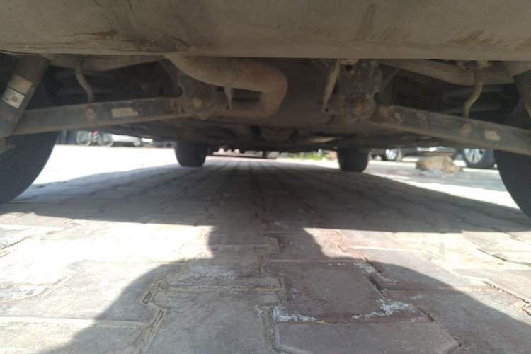 Used FORTHING Joyear X5 2013 1.6L Manual Luxury Model China IV Standard Chassis Rear