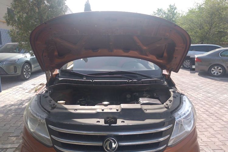 Used FORTHING Joyear X5 2013 1.6L Manual Luxury Model China IV Standard Engine Bay