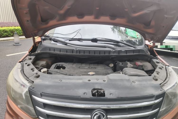 Used FORTHING Joyear X5 2013 1.6L Manual Luxury Model China IV Standard Engine Bay