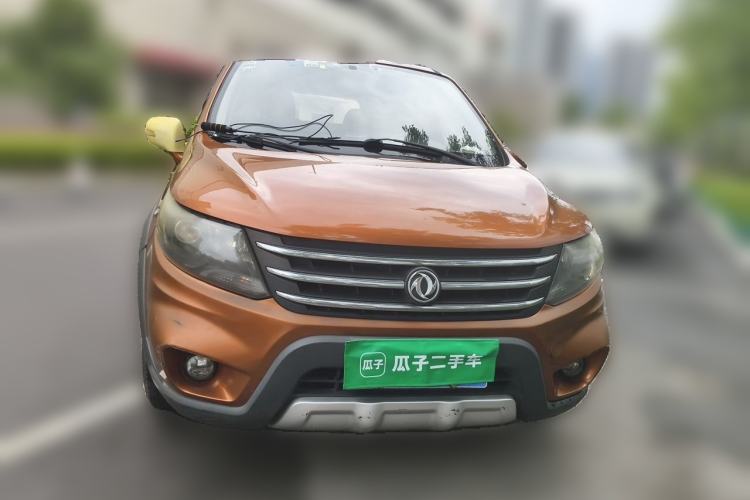 Used FORTHING Joyear X5 2013 1.6L Manual Luxury Model China IV Standard Front