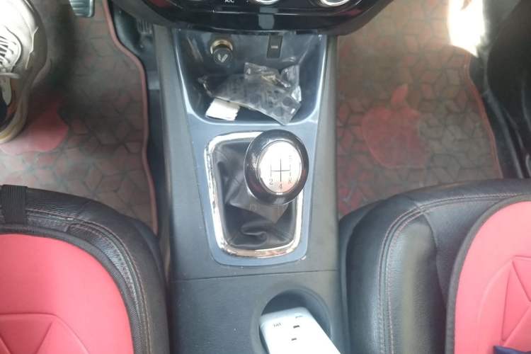 Used FORTHING Joyear X5 2013 1.6L Manual Luxury Model China IV Standard Gear Lever