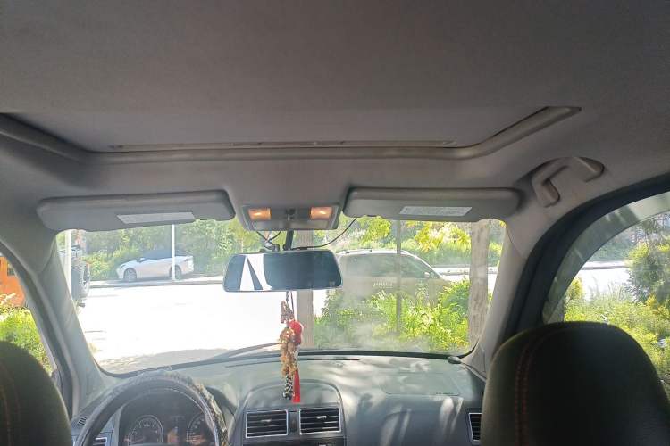 Used FORTHING Joyear X5 2013 1.6L Manual Luxury Model China V Standard Headliner