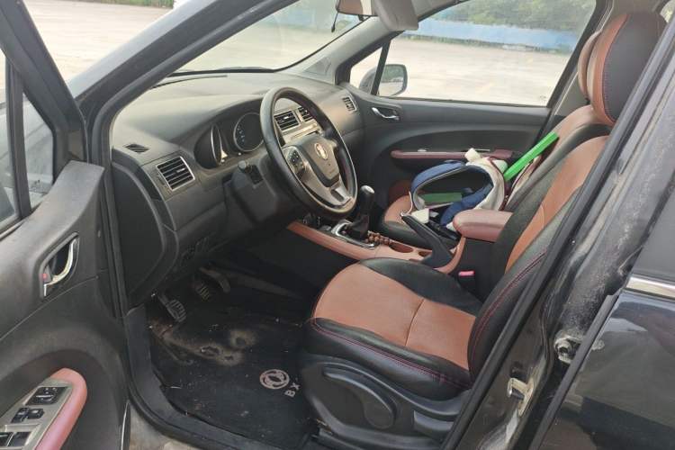 Used FORTHING Joyear X5 2015 1.6L Manual Luxury Model Driver Seat