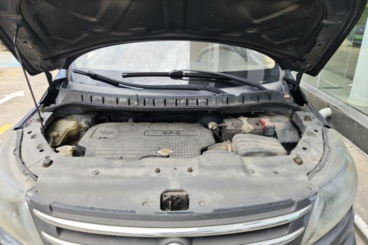 Used FORTHING Joyear X5 2015 1.6L Manual Luxury Model Engine Bay