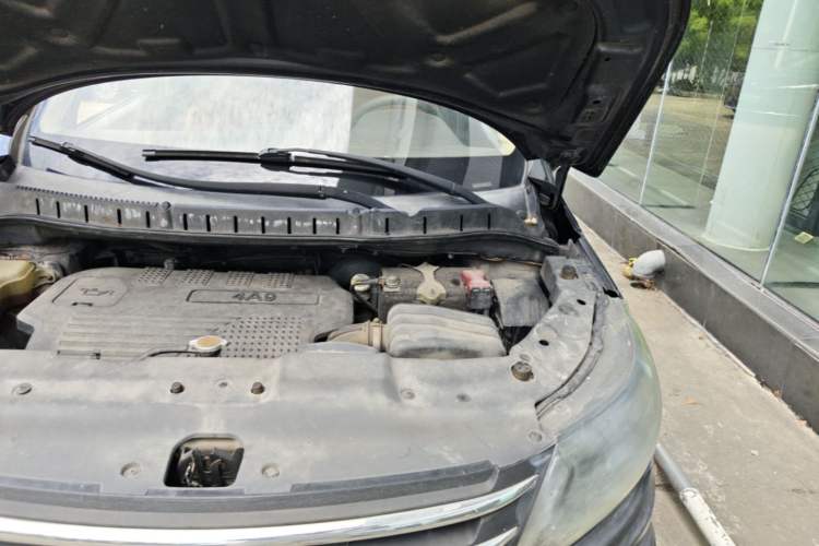 Used FORTHING Joyear X5 2015 1.6L Manual Luxury Model Engine Bay Left