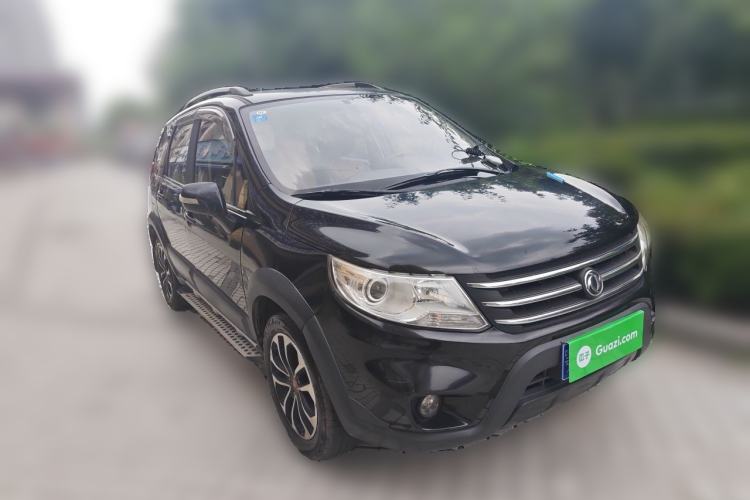 Used FORTHING Joyear X5 2015 1.6L Manual Luxury Model Front Right 45 Deg
