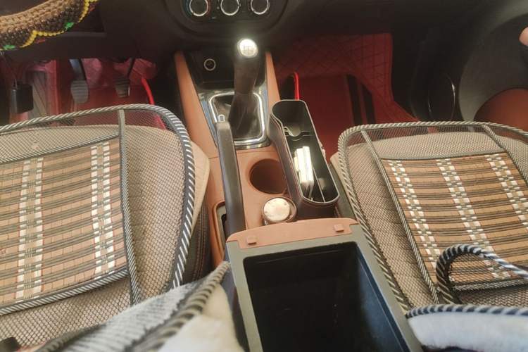 Used FORTHING Joyear X5 2015 1.6L Manual Luxury Model Gear Lever