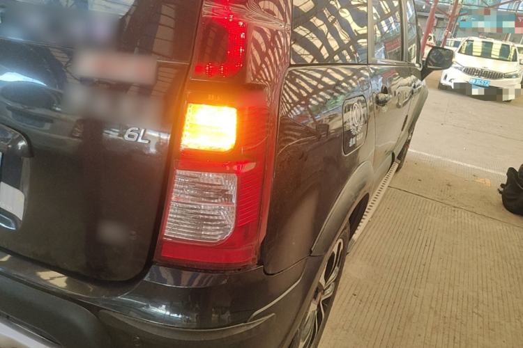 Used FORTHING Joyear X5 2015 1.6L Manual Luxury Model Right Rear Taillight
