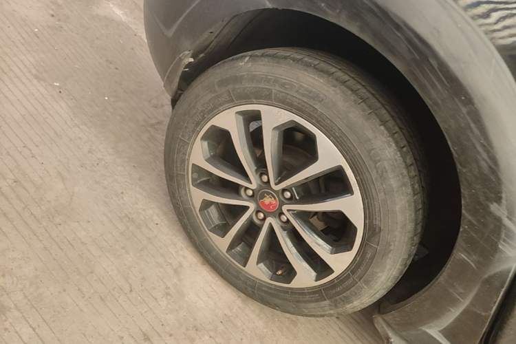 Used FORTHING Joyear X5 2015 1.6L Manual Luxury Model Right Rear Wheel Hub
