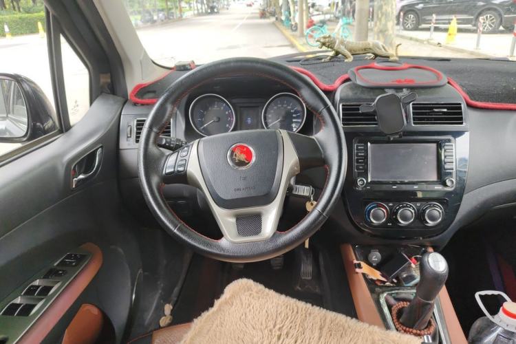 Used FORTHING Joyear X5 2015 1.6L Manual Luxury Model Steering Wheel