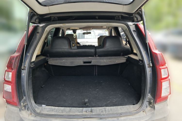Used FORTHING Joyear X5 2015 1.6L Manual Luxury Model Trunk