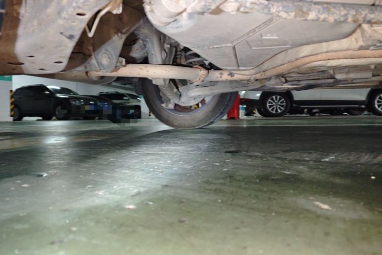Used FORTHING Joyear X5 2015 1.6L Manual Luxury Model Chassis Rear Right