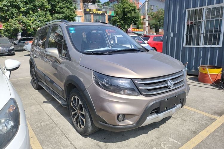 Used FORTHING Joyear X5 2015 1.6L Manual Luxury Model Front Right 45 Deg