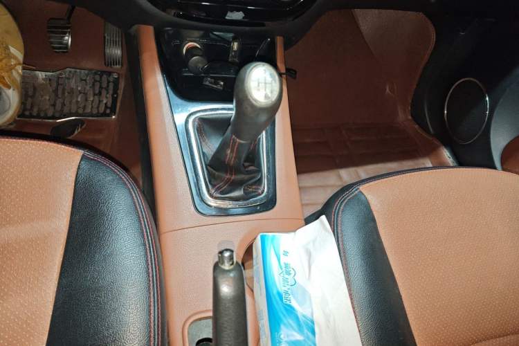 Used FORTHING Joyear X5 2015 1.6L Manual Luxury Model Gear Lever