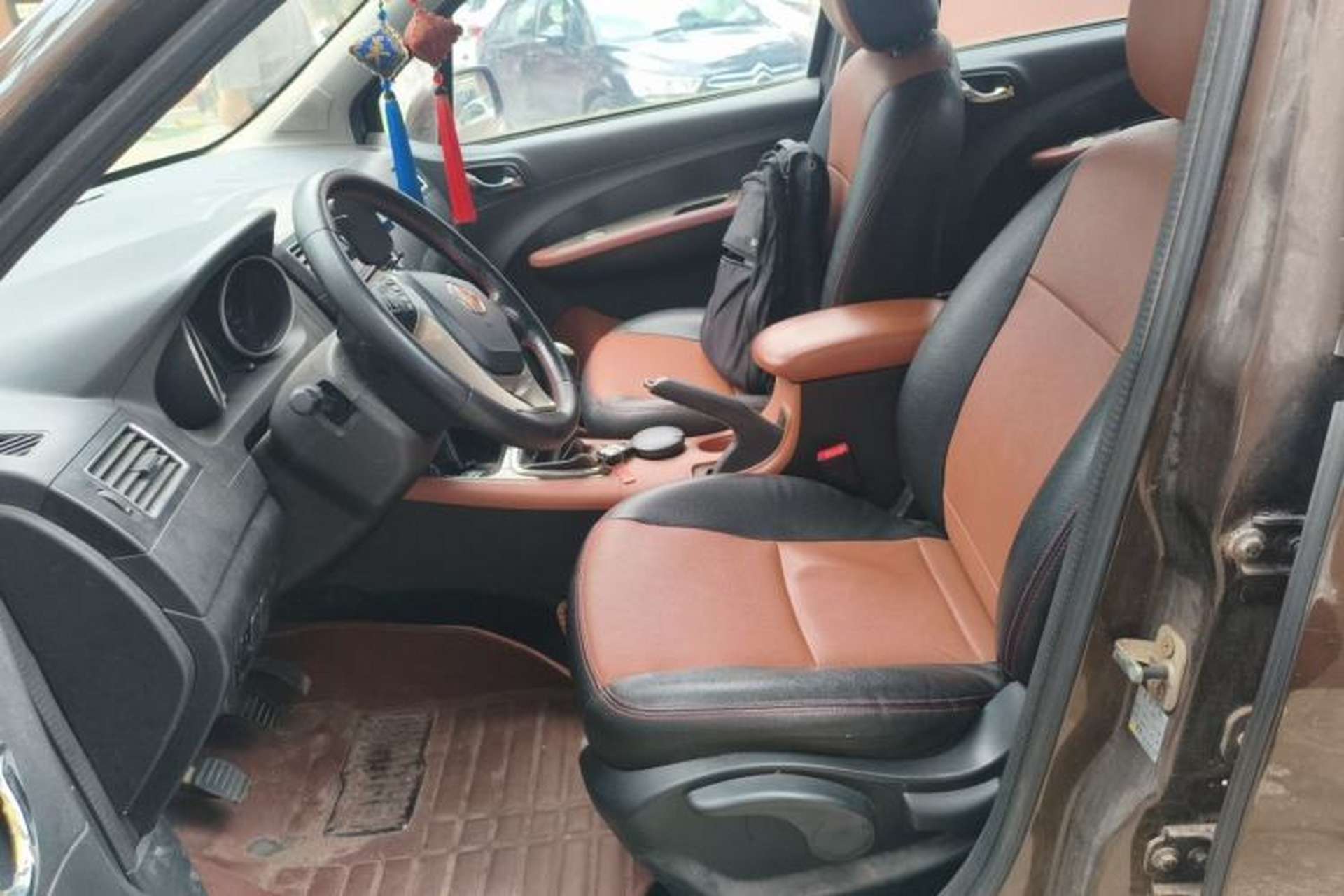 Used FORTHING Joyear X5 2015 1.6L Manual Luxury Model Left Front Seat