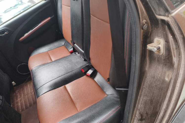 Used FORTHING Joyear X5 2015 1.6L Manual Luxury Model Left Rear Seat