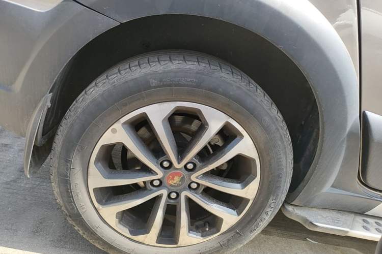 Used FORTHING Joyear X5 2015 1.6L Manual Luxury Model Right Rear Wheel Hub