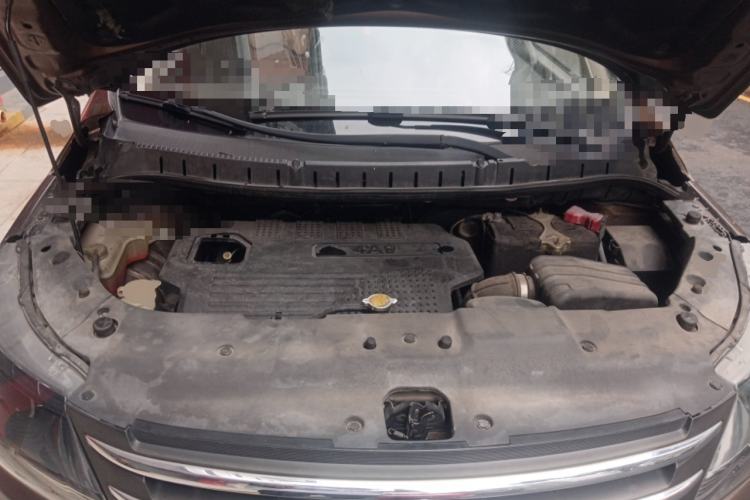 Used FORTHING Joyear X5 2015 1.6L Manual Luxury Model Engine Bay