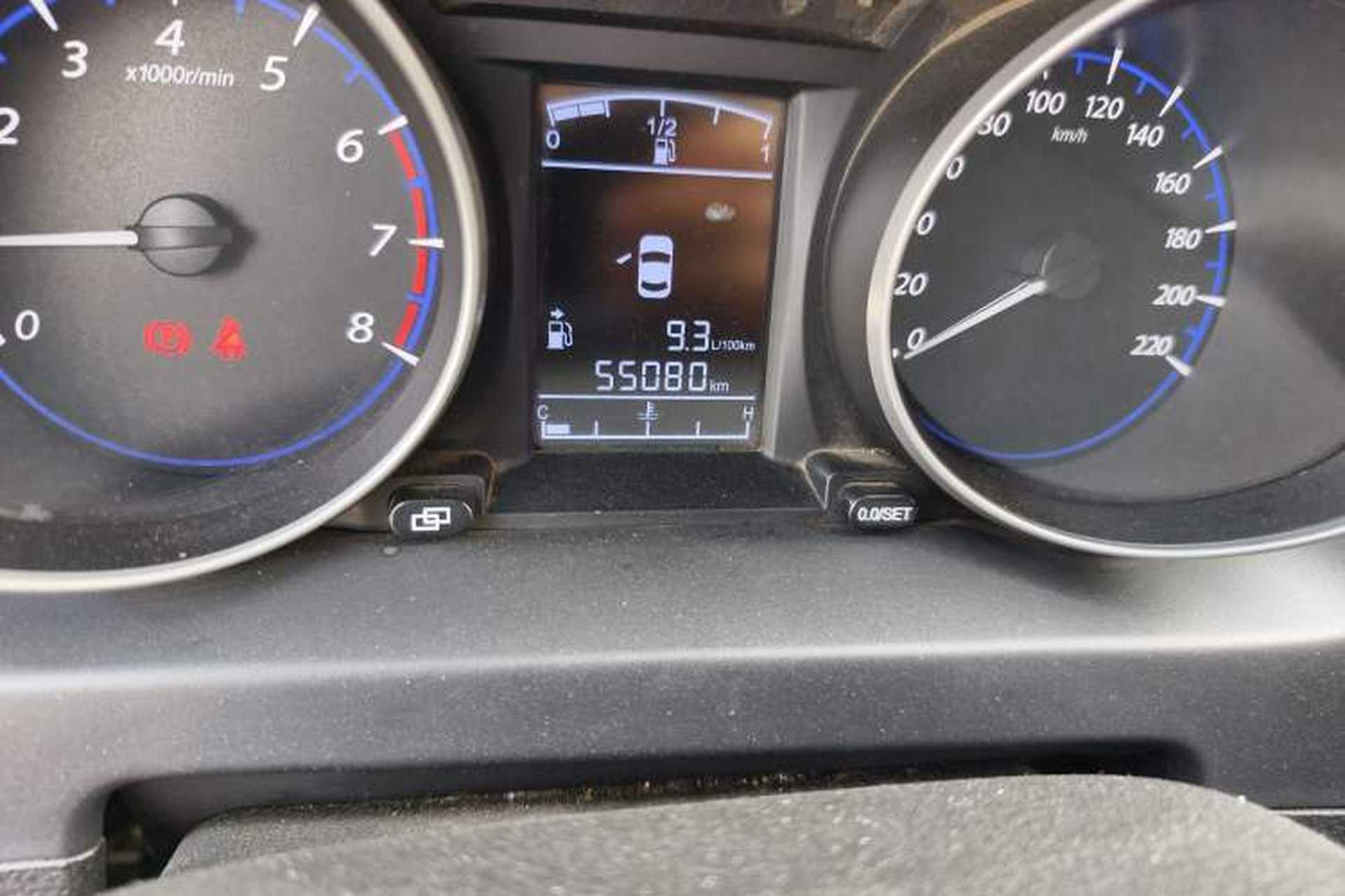 Used FORTHING Joyear X5 2015 1.6L Manual Luxury Model Odometer Close Up