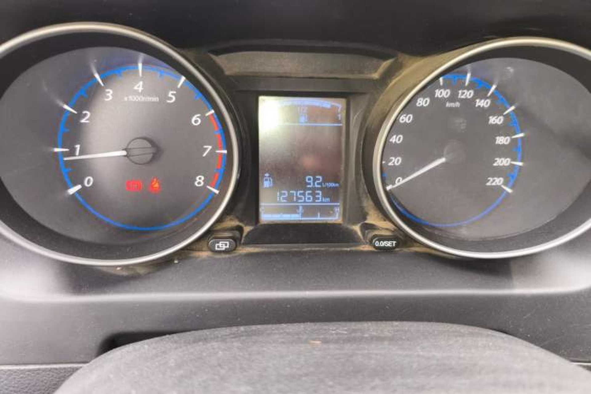 Used FORTHING Joyear X5 2015 1.6L Manual Luxury Model Odometer Close Up