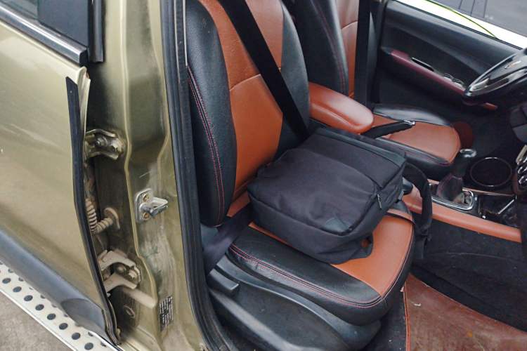 Used FORTHING Joyear X5 2015 1.6L Manual Luxury Model Right Front Seat