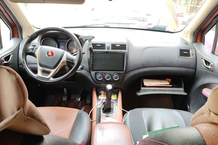Used FORTHING Joyear X5 2015 1.6L Manual Luxury Model Center Console