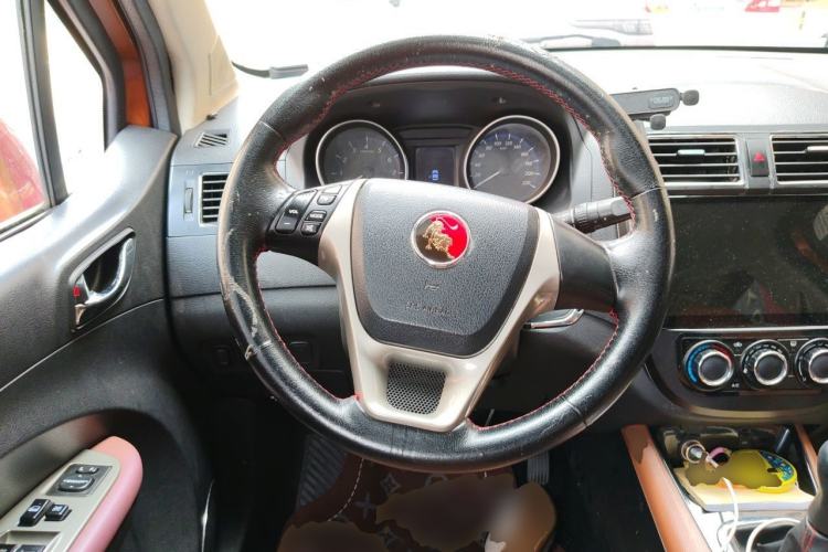 Used FORTHING Joyear X5 2015 1.6L Manual Luxury Model Steering Wheel